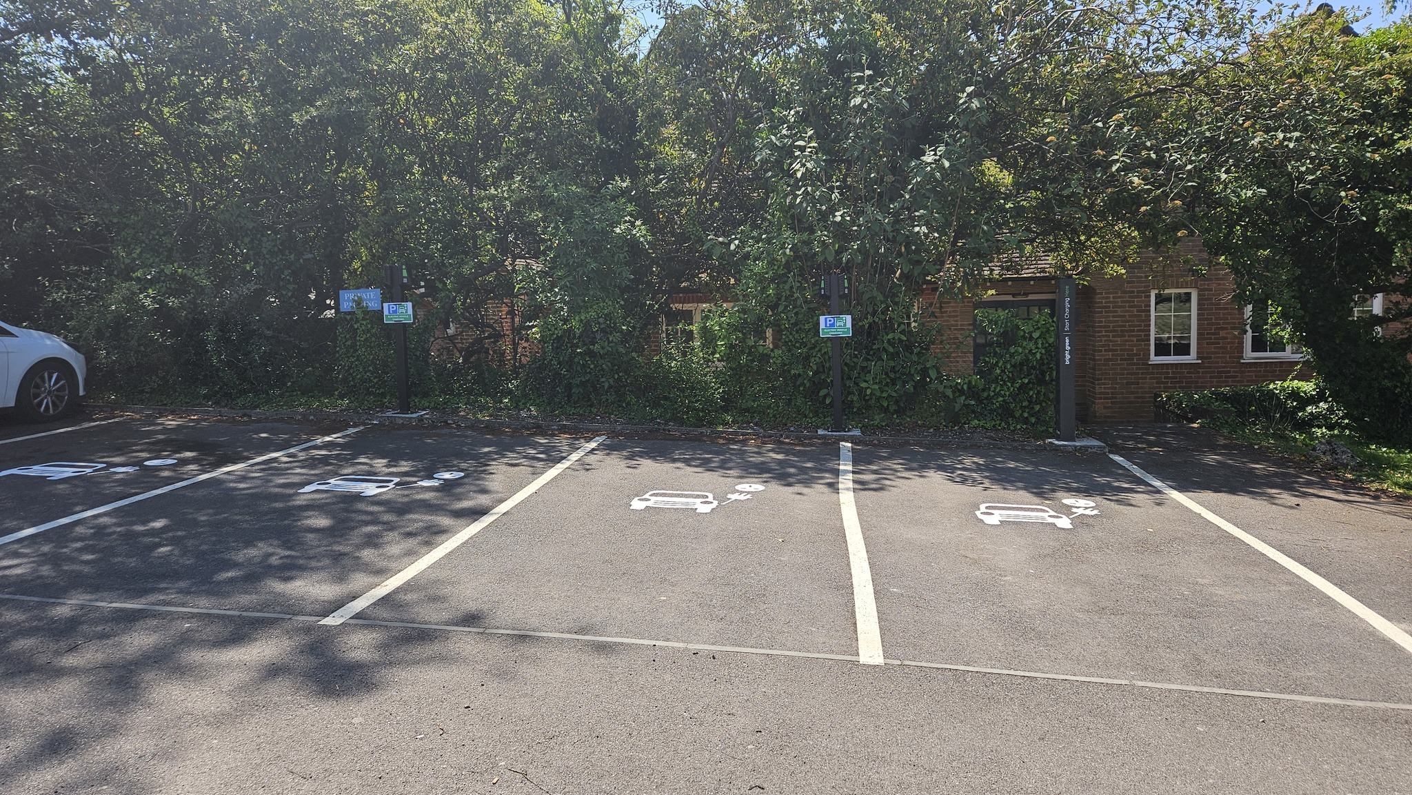 Testbourne Community School Charges Ahead with New EV Charging Points