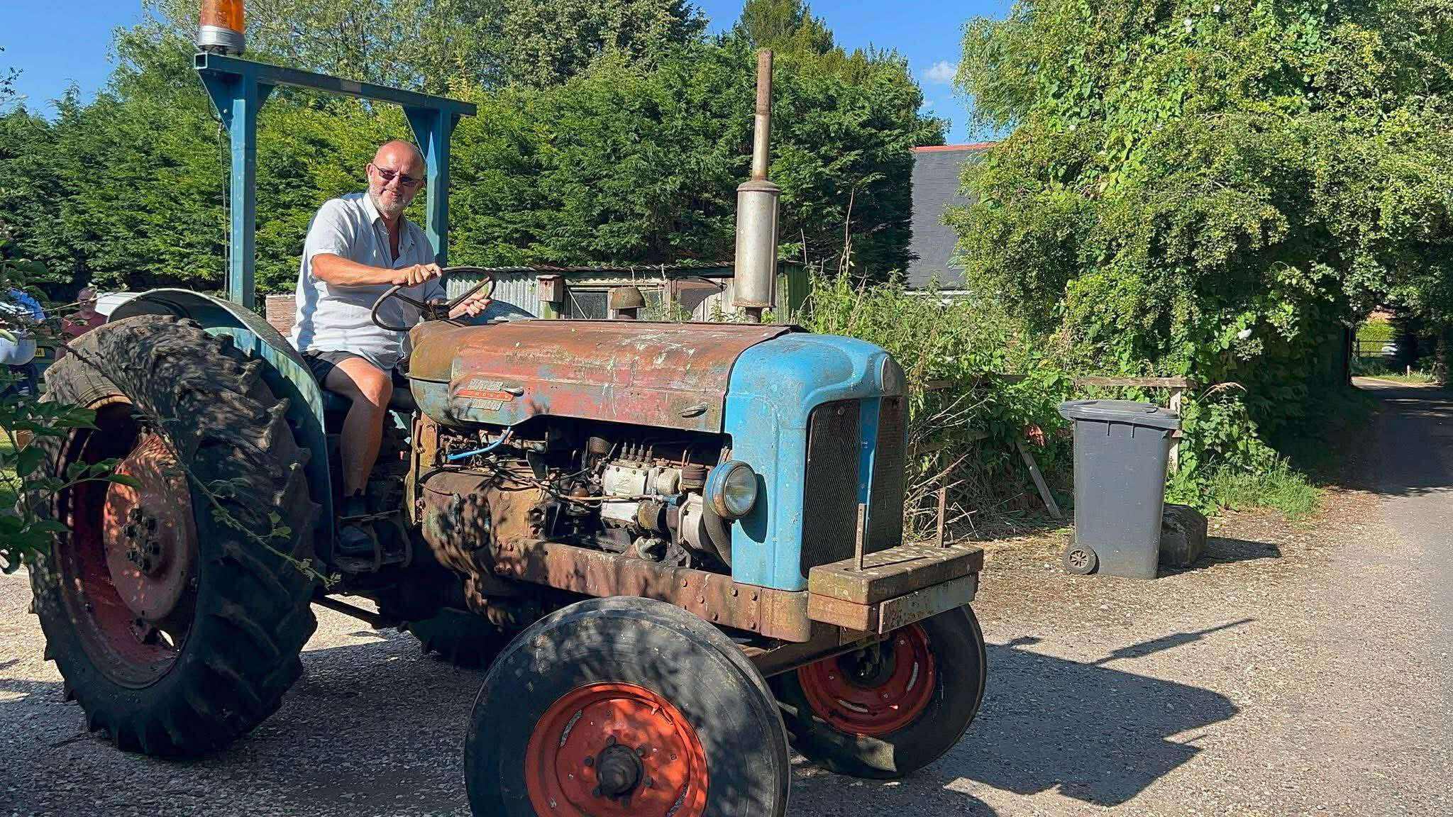 Charity 'Christmas Light' Tractor Run